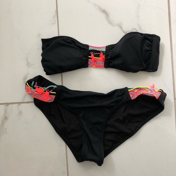 Victoria Secret Strapless Tribal Detail Bikini - Picture 2 of 8